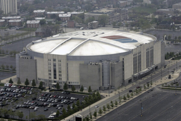 Bulls, Blackhawks owners get the OK from City Council to transform area around United Center Yahoo news home