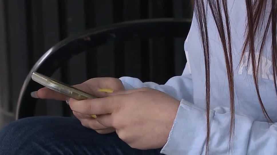 Nebraska bill would restrict cell phone usage in class