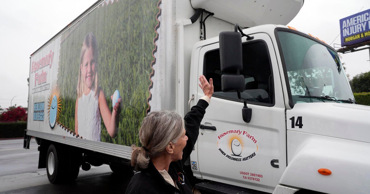 California farm donates more than 250,000 eggs to wildfire victims and first responders