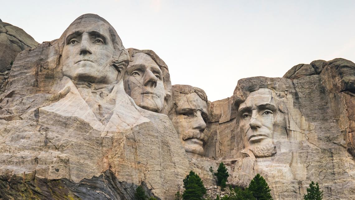 What stores are open on Presidents Day?
