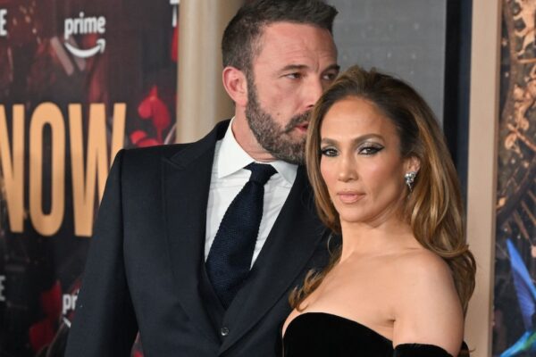 Jennifer Lopez buys $21M compound in Los Angeles amid struggle to sell her mansion with Ben Affleck