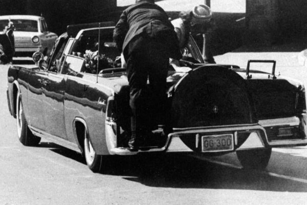 Clint Hill, Secret Service agent who jumped onto JFK's car after the president was shot, dies at 93