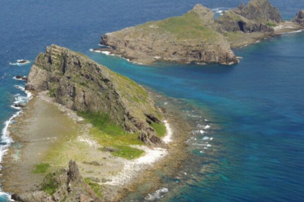 Japan protests Chinese ships' intrusion into waters around Senkaku