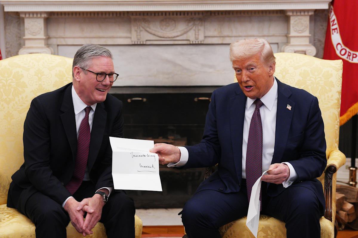 President praises PM as 'tough negotiator' and hints at 'very good' trade deal