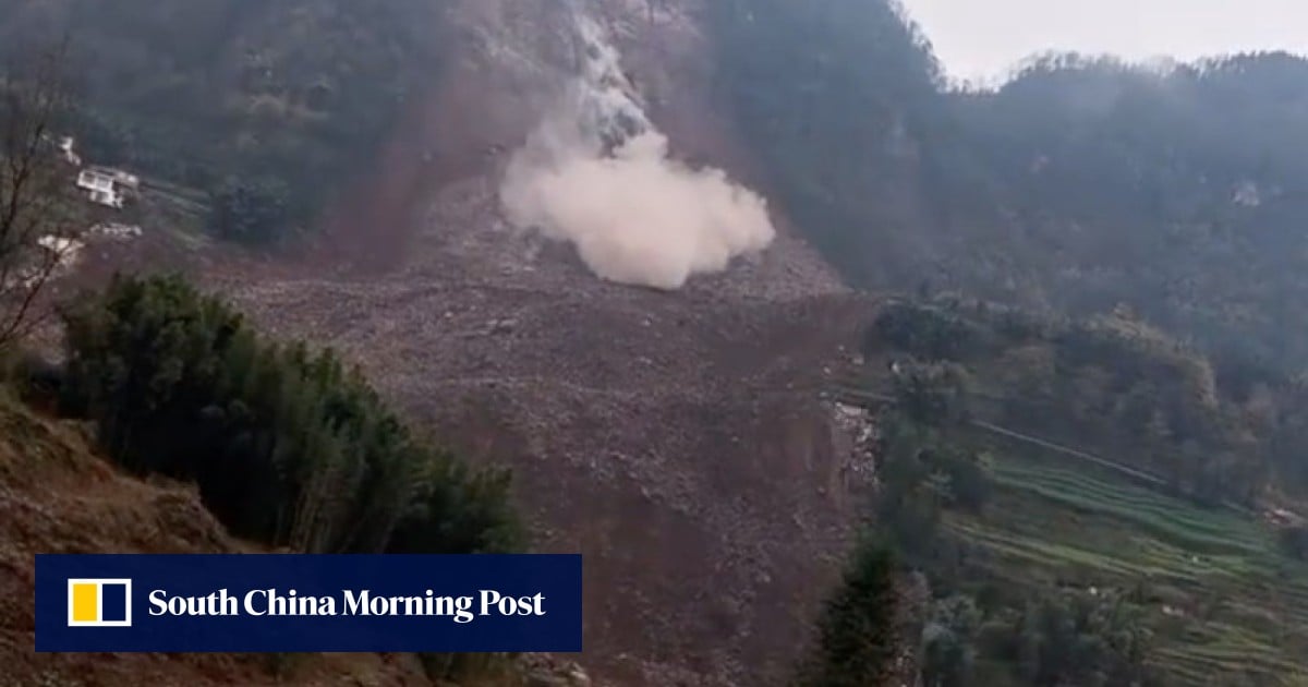 Emergency workers search the site of a landslide in Jinping, Sichuan province, on Saturday. Photo: Weibo