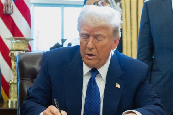 Trump bars federal funding for schools with COVID vaccine mandates