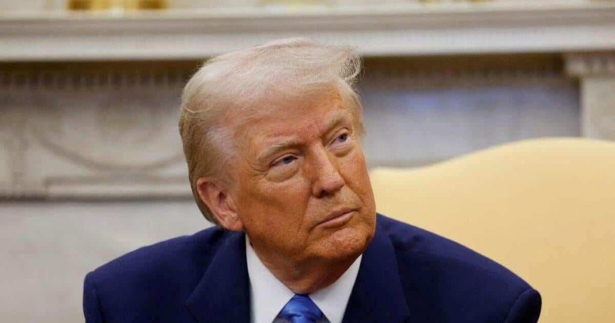 Judge continues to block Trump administration's freeze on federal assistance