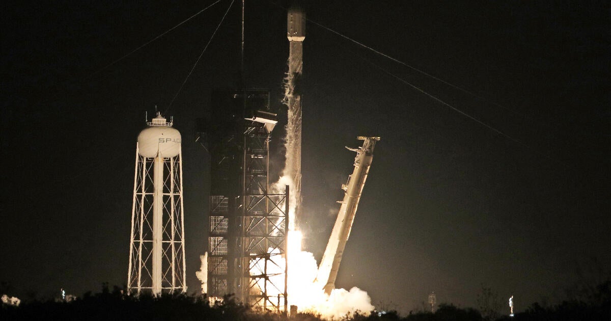 Commercial lunar lander Athena heading to the moon with a drill, rover and rocket-powered "hopper" to search for ice