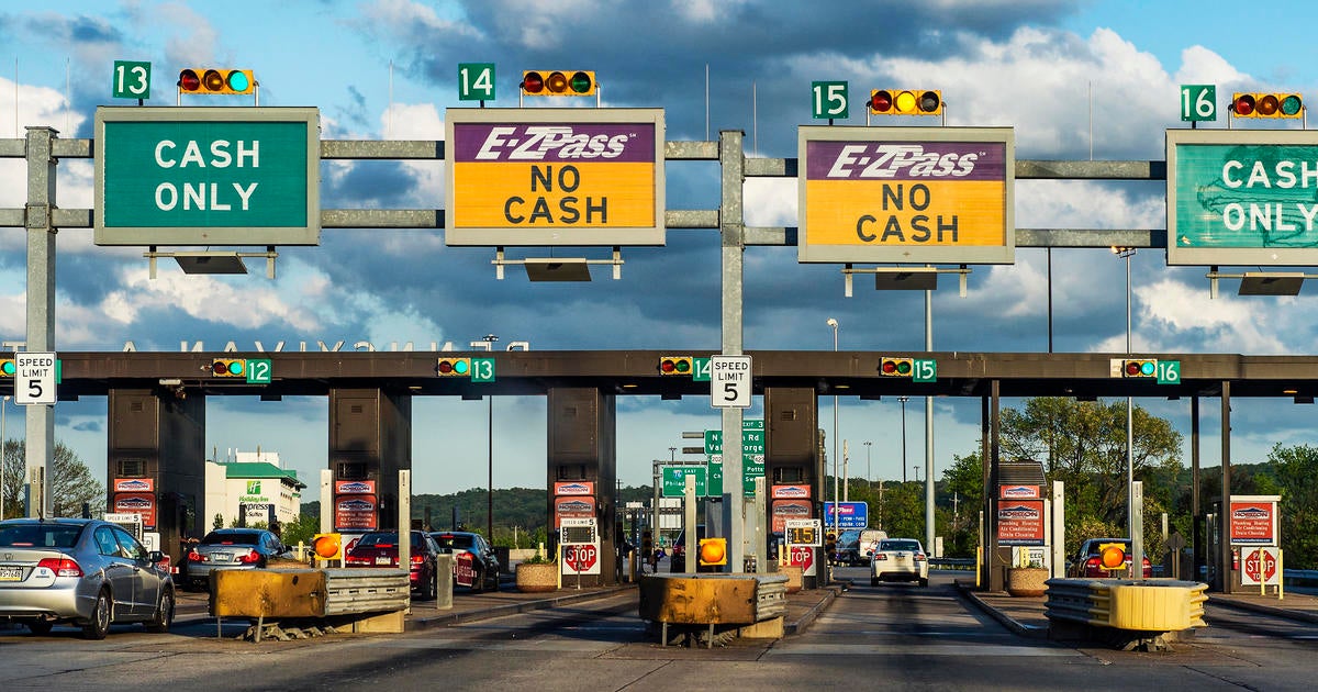 Unpaid toll texts sent nationwide are part of a con, federal and state officials warn