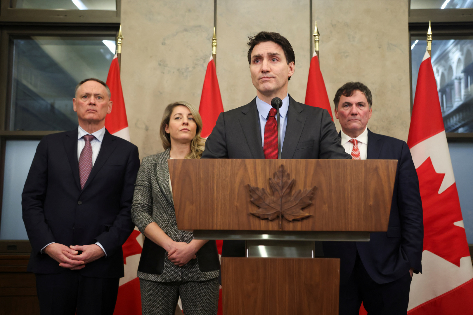 Trudeau says Canada will retaliate by imposing 25% tariffs on US imports | Donald Trump
