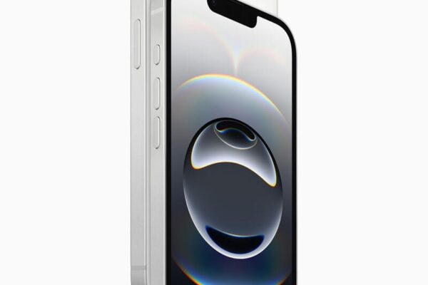 Flagship-Inspired Value Smartphones : iPhone 16e