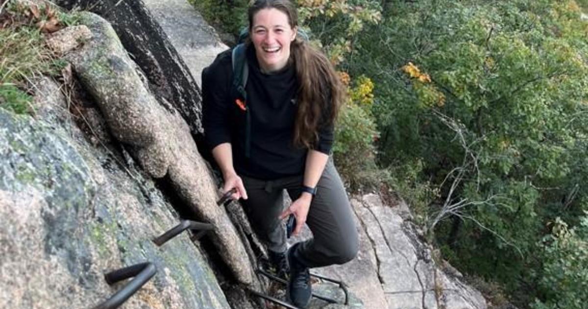 One of 3 soldiers aboard Black Hawk chopper involved in midair collision identified as longtime aviation officer