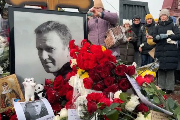 Russians mourn Navalny, one of Putin’s biggest critics, on anniversary of his death