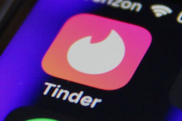 tinder icon ios