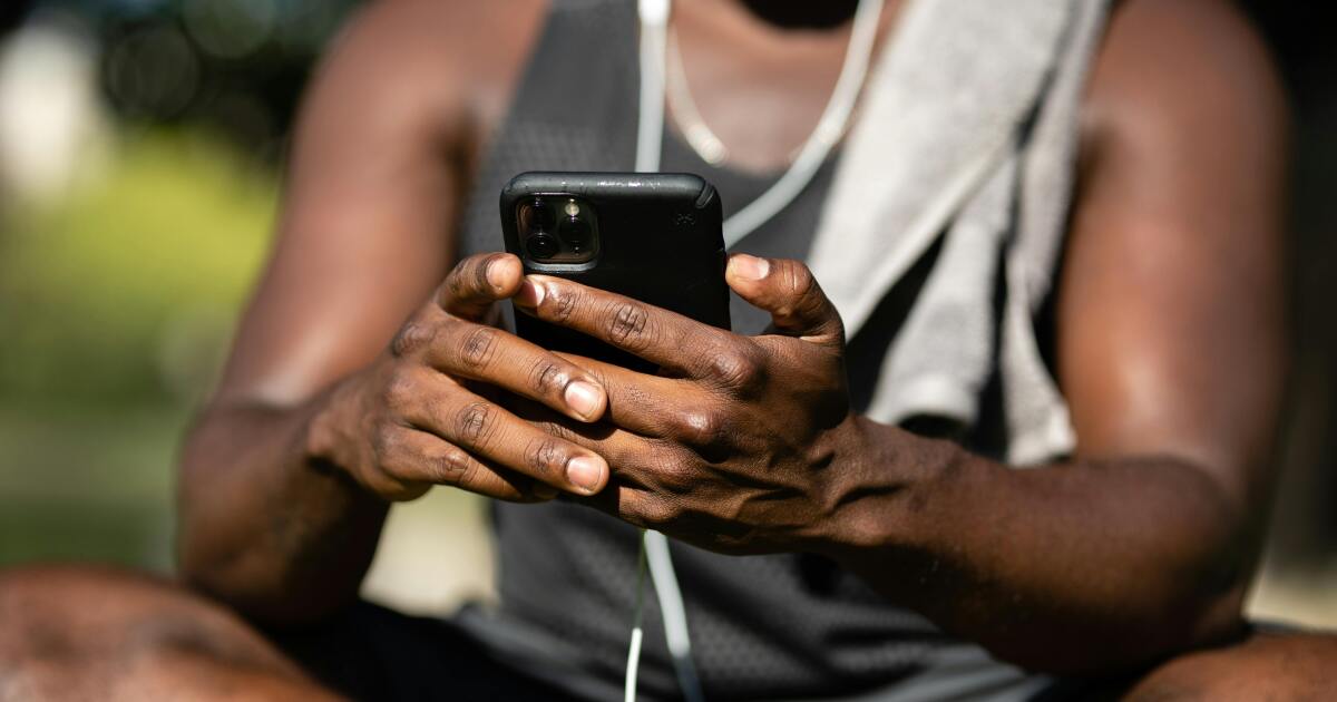 Missouri House hears bills restricting cell phone use in schools