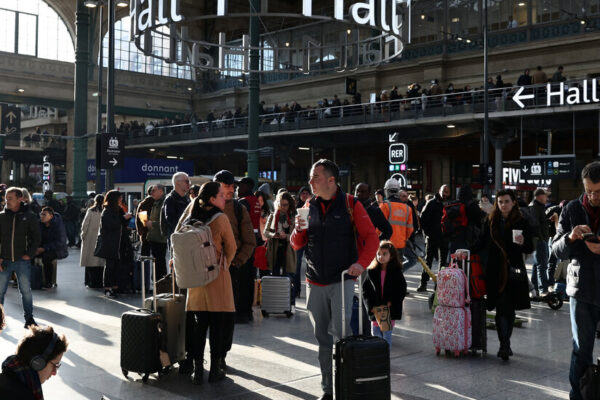 Unexploded World War II Bomb Found at Gare du Nord in Paris Halts Trains