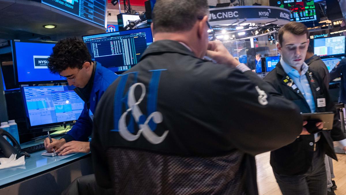 Nasdaq, S&P 500, Dow sink ahead of US tariffs on Canada, Mexico