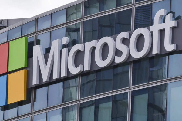 Microsoft down! Massive outage strands users without email, apps