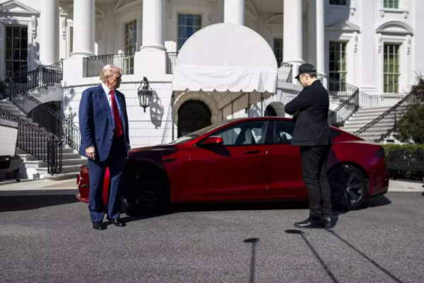 US President Donald Trump makes a ‘Big Tesla Terrorism’ announcement, says ‘I will do that, I will …’ US President Donald Trump makes a 'Big Tesla Terrorism' announcement, says 'I will do that, I will ...'
