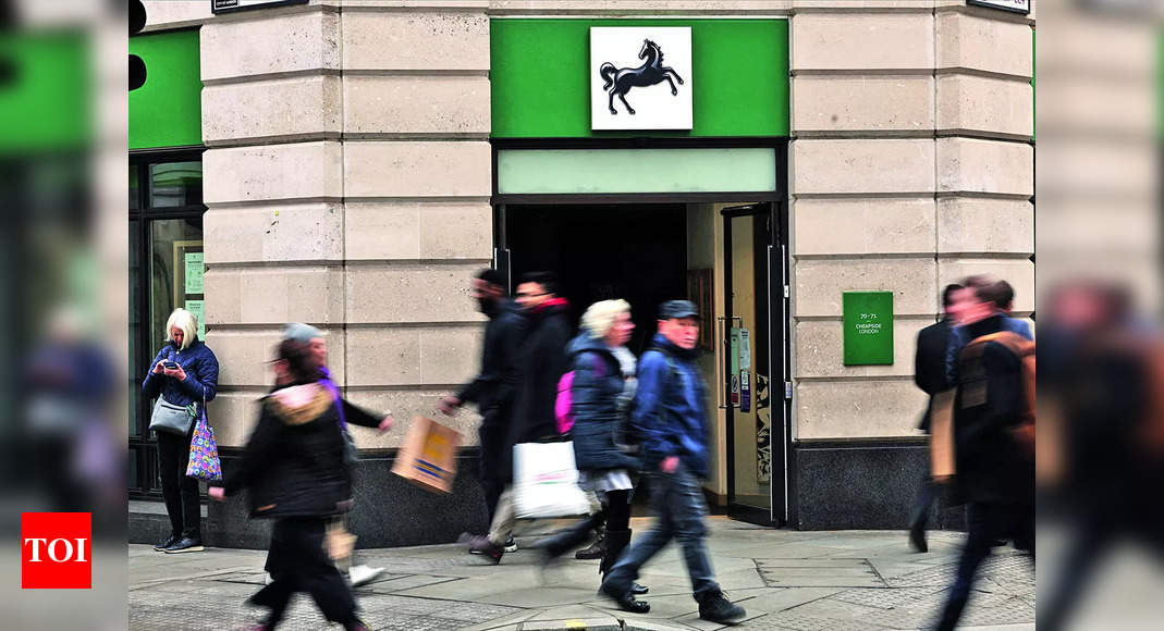 Lloyds Bank, one of the largest banks in the UK and Europe, is sending top management to Cambridge University and enrolling employees on courses with Google