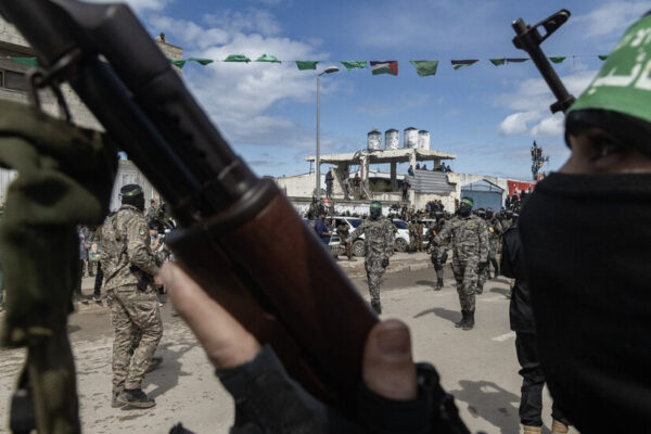 Hamas Does Not Respond to Renewed Israeli Attack on Gaza