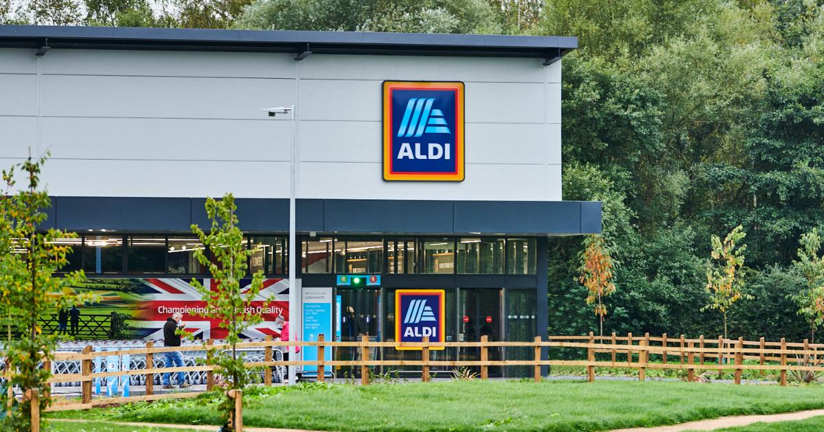 Aldi discontinues it's Dairyfine Blonde chocolate bar