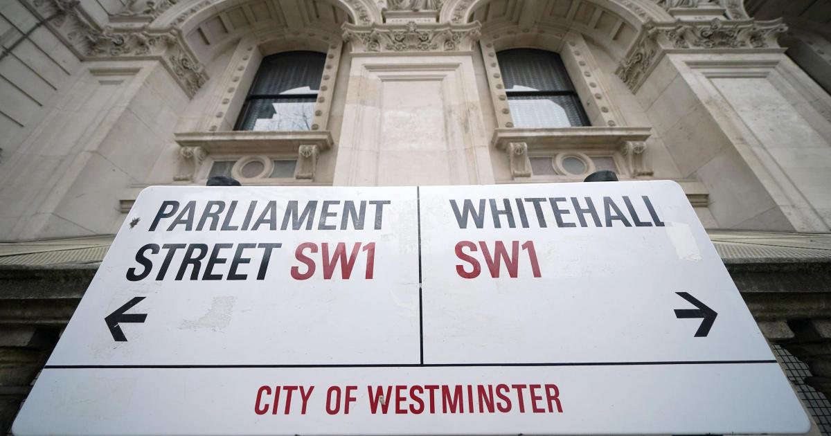 How many people work in the UK Civil Service?