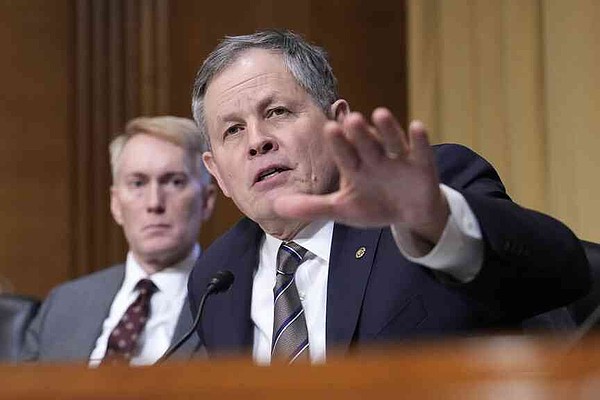 US, Chinese representatives meet