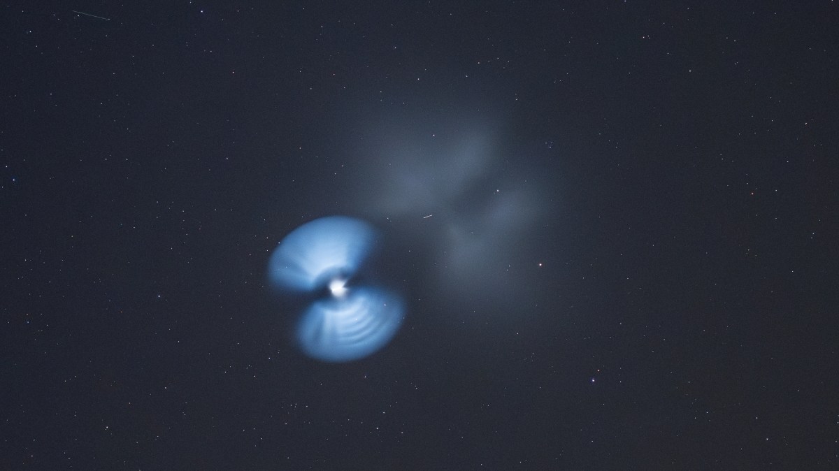 Spiral in the sky mystifies UK stargazers