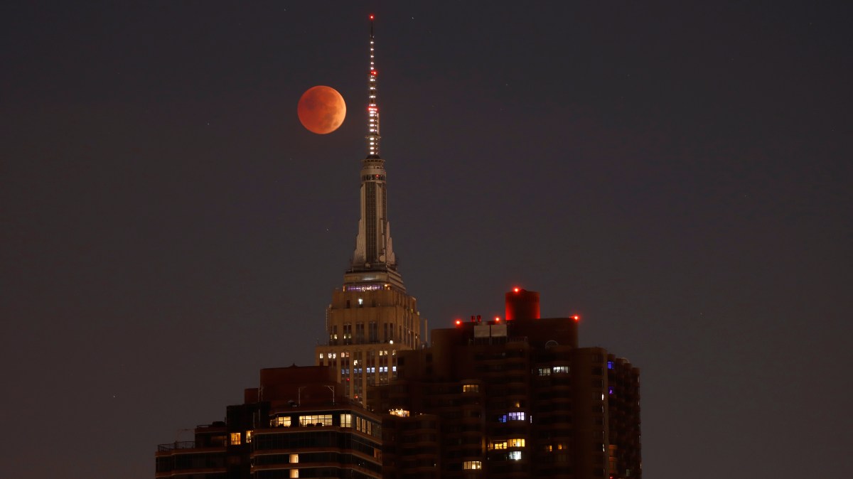 Where to see the blood moon in the US and the UK