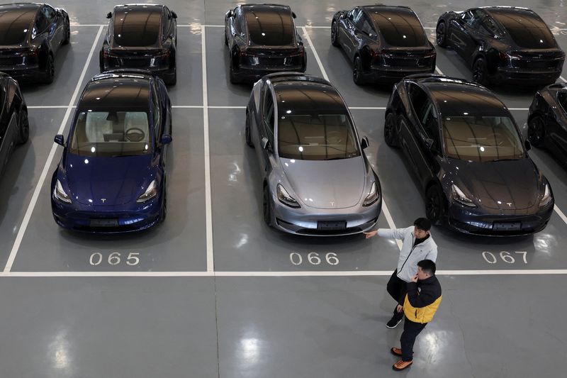 Auto industry rocked by Trump's 25% tariffs on US imports