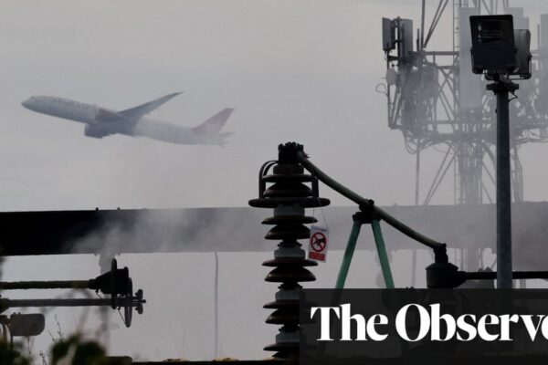 ‘Wake-up call’: ministers launch urgent investigation into Heathrow shutdown | Heathrow airport
