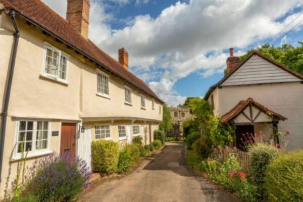 Best town to live in the entire UK named - full list of winners | Travel News | Travel
