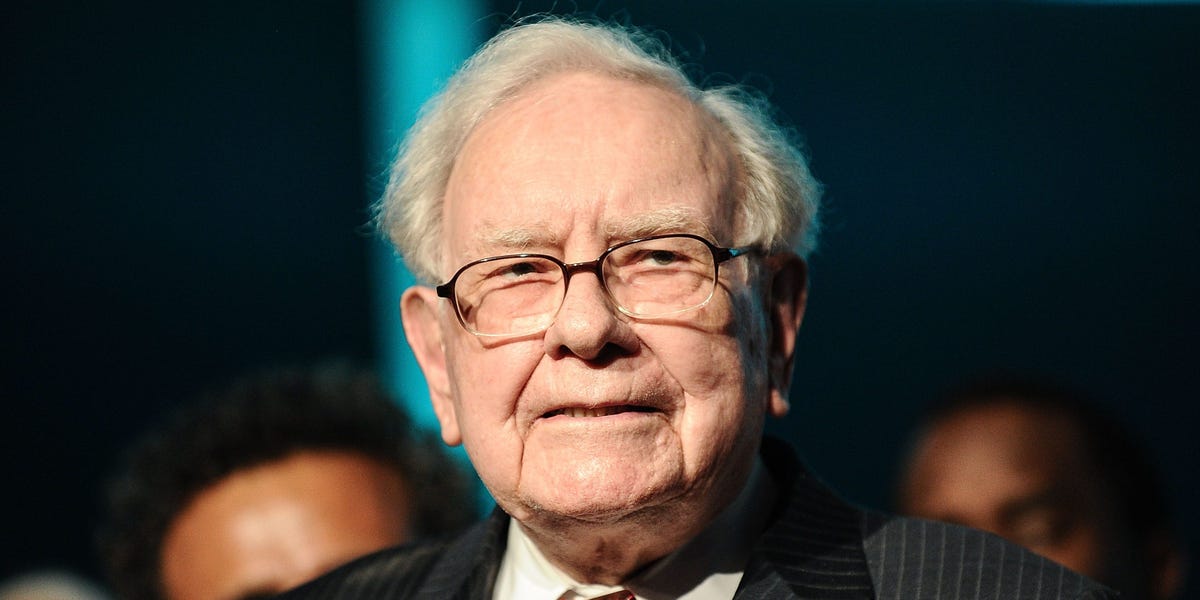 Berkshire Hathaway Class a Stock Hits $800,000, Gains $100,000 in Weeks