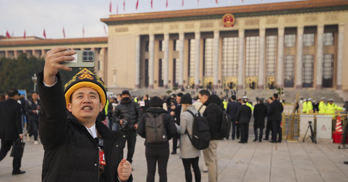 China sticks to economic growth target of 'around 5%' despite a looming trade war | Nation World