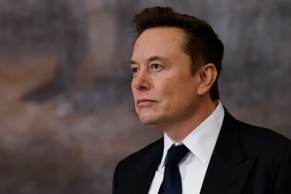 6 Falling Tesla Sales Numbers That Should Worry Elon Musk