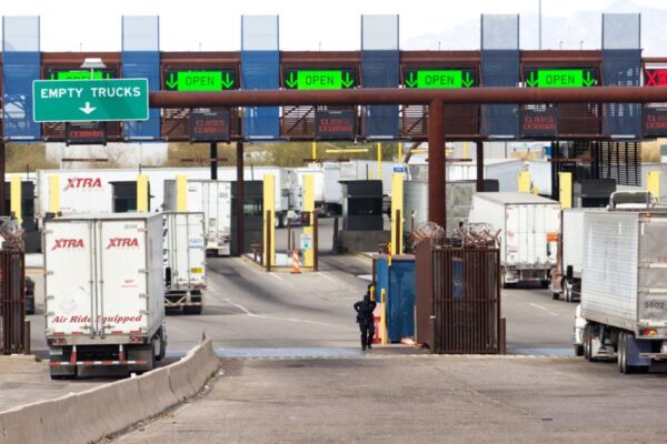 Ambos Nogales importers, exporters weigh U.S. tariffs on Mexico | Local News