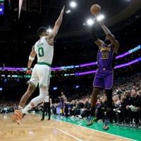Tatum dominates as Celtics hold off Lakers; James injury scare | World News