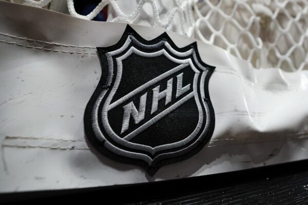 Trump, Putin float possibility of hockey matchup between NHL and Russian KHL; NHL declines to comment