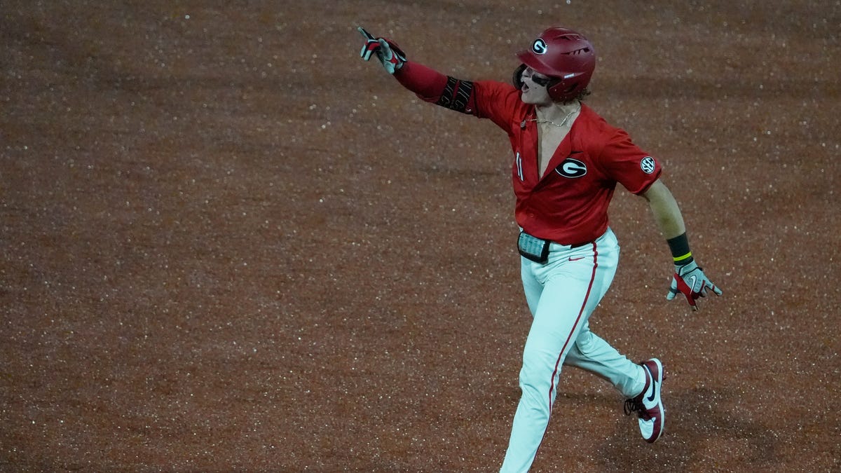 Georgia baseball wins 17th straight in comeback fashion vs Kentucky