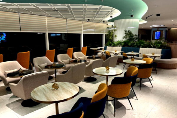 Review: Kyra Lounge Hong Kong Airport (HKG)