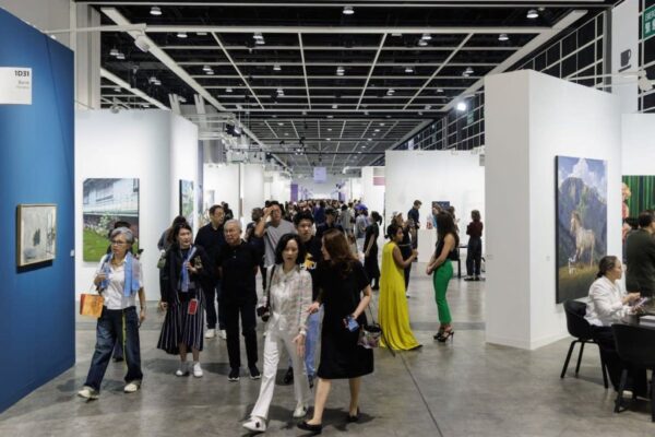 High Hopes Ahead of Art Basel Hong Kong—and More Art News