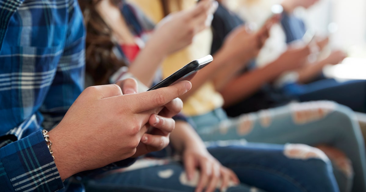 Will Texas ban student cell phones in schools?