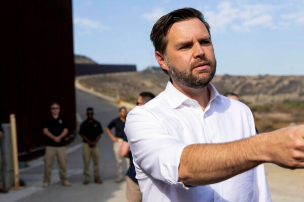Vance, Hegseth and Gabbard visit southern border in Texas