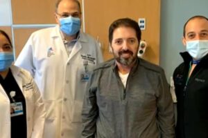 ICU doctor reunites with COVID-19 patient five years later