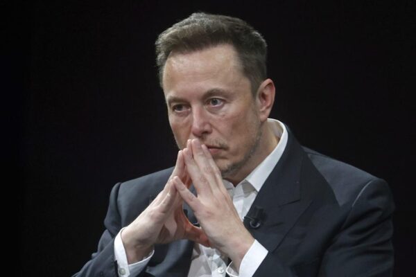 Tesla short sellers land a $16.2bn payday on stock plunge as rival BYD hits record high on world’s fastest EV recharging tech Tesla short sellers land a $16.2bn payday on stock plunge as rival BYD hits record high on world’s fastest EV recharging tech