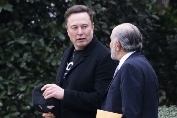 A New Report Suggests Elon Musk Received a Security Briefing on China, Trump Denies