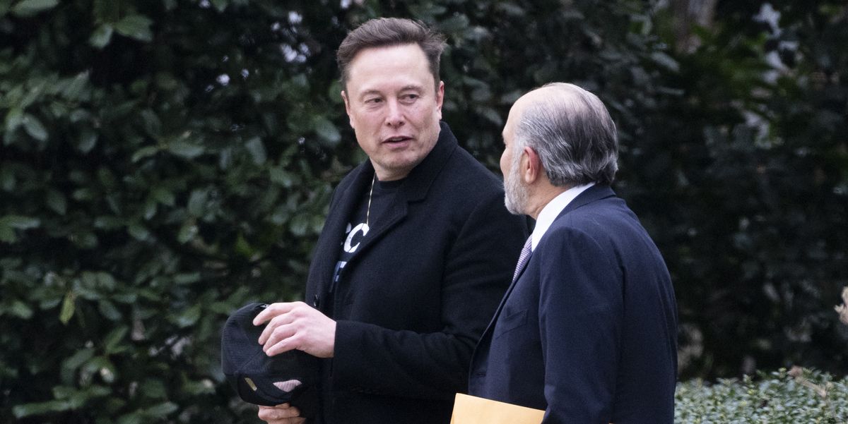 A New Report Suggests Elon Musk Received a Security Briefing on China, Trump Denies