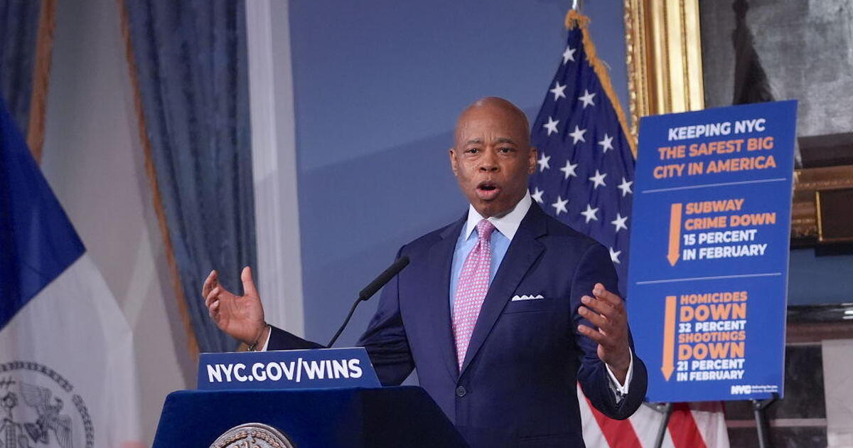 House Democrats investigate Justice Department's decision to drop Eric Adams charges