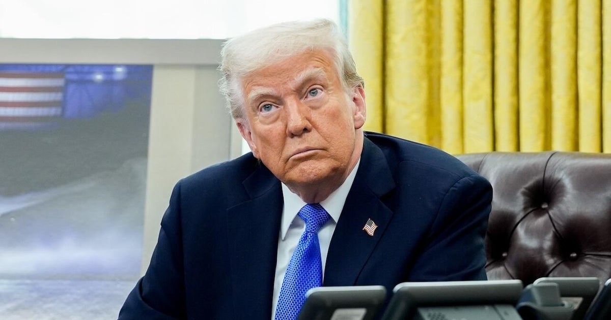 Trump asks Supreme Court to allow deportations of alleged Venezuelan gang members under wartime Alien Enemies Act